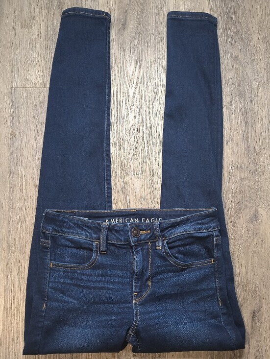 American Eagle Outfitters Denim - Jegging Next Level Stretch w/30" Inseam American Eagle Women's Size 4 Jeans 834